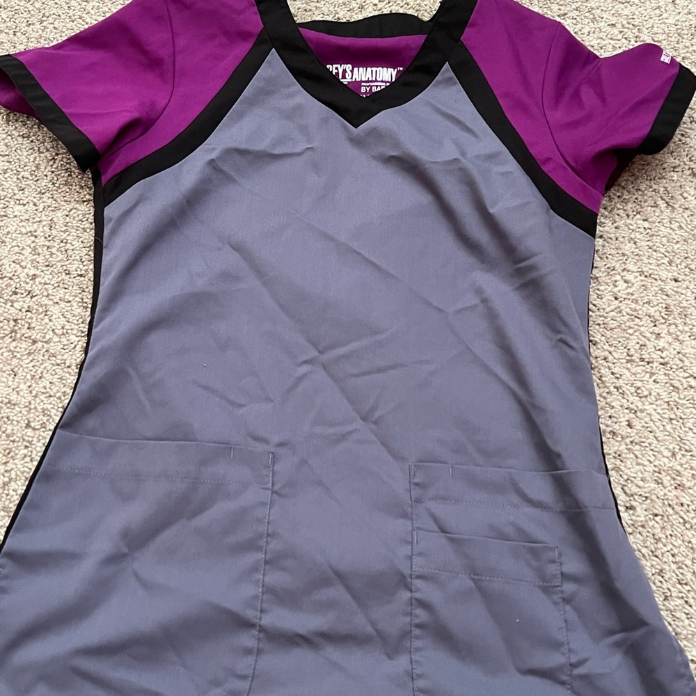 Greys anatomy scrub top XS